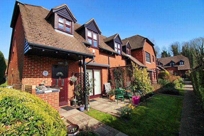 2 Bedroom End Of Terrace House For Sale In Courtyard Gardens, Wrotham, TN15