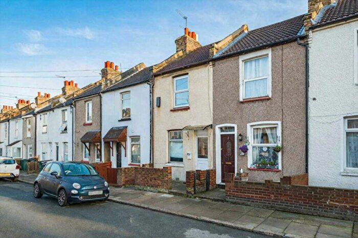 2 Bedroom House For Sale In Howard Road, Dartford, DA1