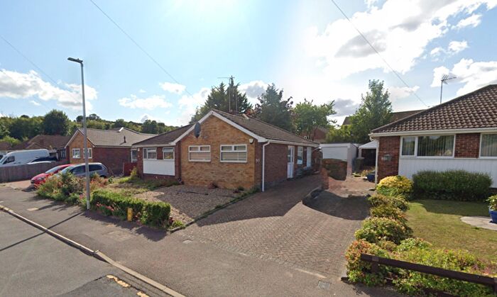 2 Bedroom Semi-Detached Bungalow To Rent In Ripley Road, Luton, Bedfordshire, LU4