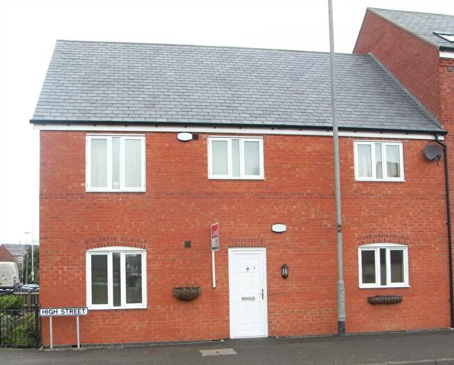 2 Bedroom Flat To Rent In Husbands Bosworth, Leicestershire, LE17