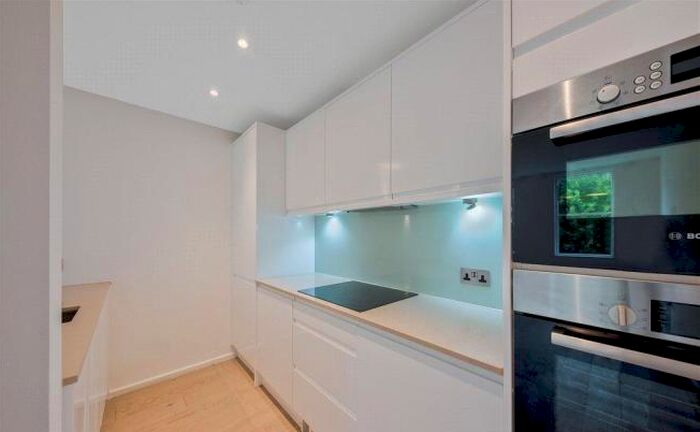 1 Bedroom Flat To Rent In Alt Grove, London, SW19