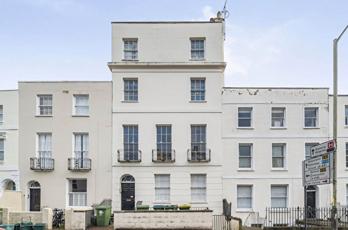 2 Bedroom Apartment For Sale In Hewlett Road, Cheltenham, Gloucestershire, GL52