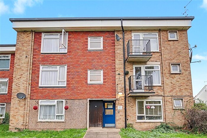 1 Bedroom Flat For Sale In Turkey Street, Enfield, EN1