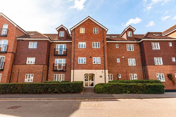 2 Bedroom Flat For Sale In Lumley Road, The Quadrangle Lumley Road, RH6
