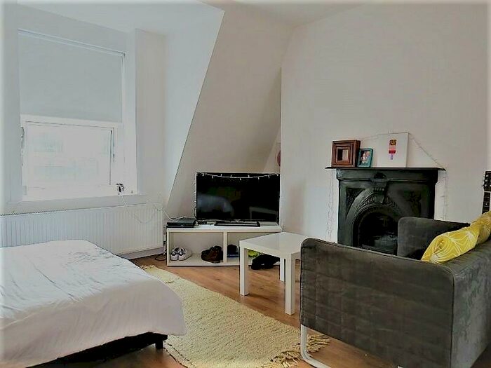 Studio To Rent In Fashion Street, Spitalfields, London., E1