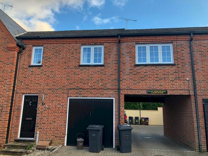2 Bedroom Flat To Rent In Waterlow Mews, Little Wymondley, Hitchin, Hertfordshire, SG4