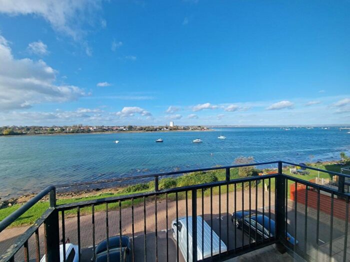 1 Bedroom Apartment To Rent In Ferry Road, Southsea, Hampshire, PO4