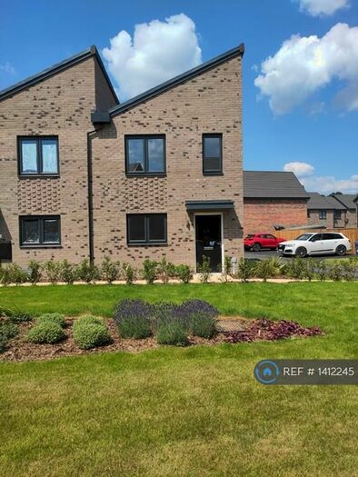 2 Bedroom End Of Terrace House To Rent In Woodyard Avenue, Chesterfield, S41