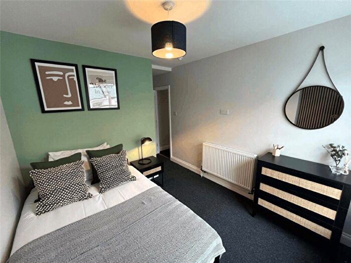 3 Bedroom Apartment To Rent In Sydenham Road, Cotham, Bristol, Bristol, City Of, BS6