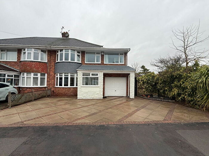 4 Bedroom Semi Detached House For Sale In Ennerdale Avenue, Maghull, L31