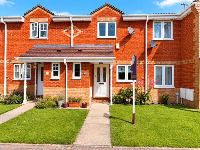 2 Bedroom Terraced House For Sale In Jacobs Meadow, Portishead, BS20