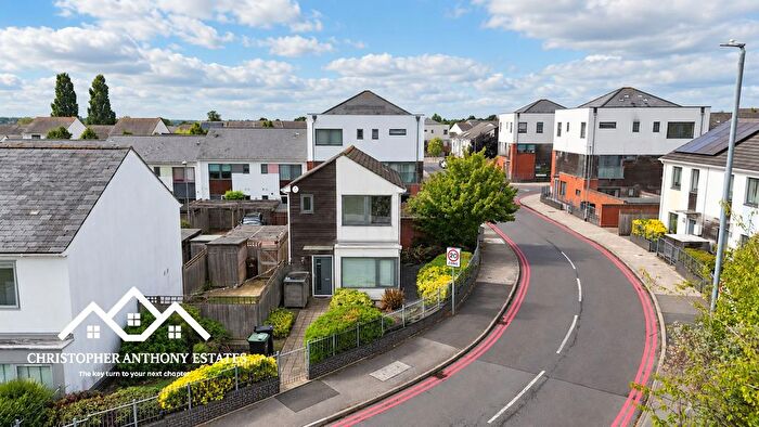 3 Bedroom Detached House For Sale In Stanford Road, Colchester, CO4