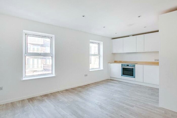 1 Bedroom Apartment To Rent In Fortune Green Road, London, NW6