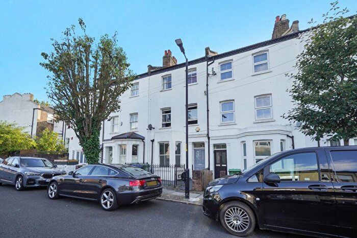 4 Bedroom Terraced House To Rent In Landcroft Road, East Dulwich, London, SE22