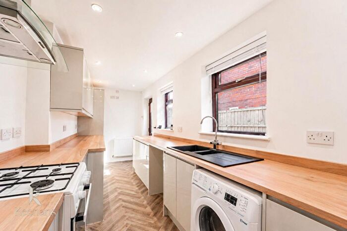 2 Bedroom Terraced House To Rent In Manchester Road, Worsley, Manchester, M28