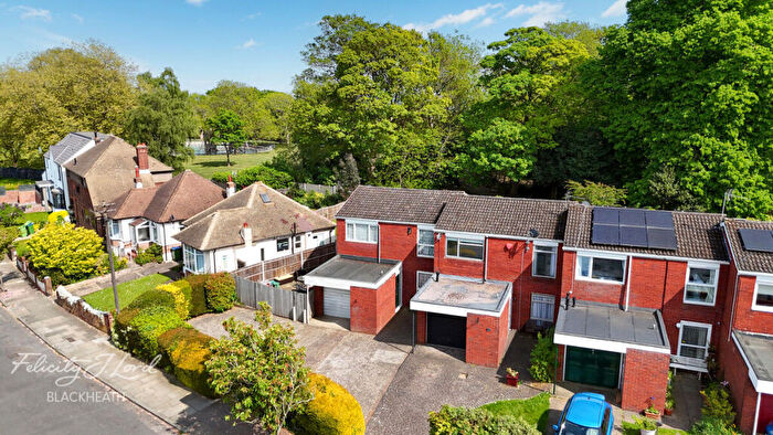 3 Bedroom Terraced House For Sale In Cleanthus Road, London, SE18