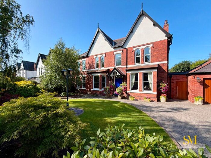 6 Bedroom Detached House For Sale In Freshfield Road, Formby, Liverpool, L37