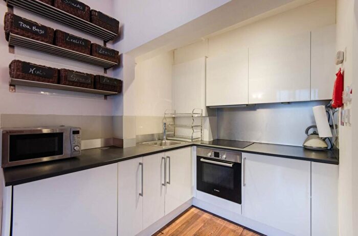 1 Bedroom Flat To Rent In Hindes Road, Harrow, HA1