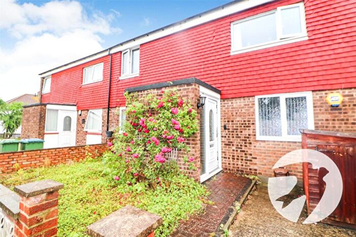 3 Bedroom Terraced House For Sale In Maynard Close, Erith, DA8