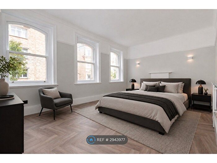 3 Bedroom Flat To Rent In Richmond Chambers, Bournemouth, BH2