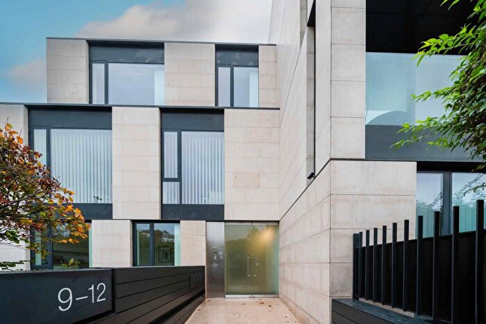 2 Bedroom Flat To Rent In Latitude House, Camden, London, NW1