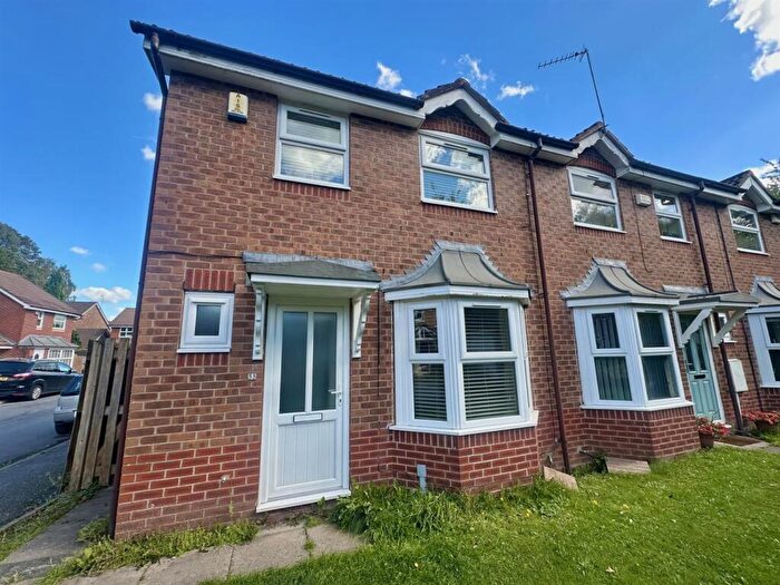 3 Bedroom House To Rent In Caistor Close, Manchester, M16