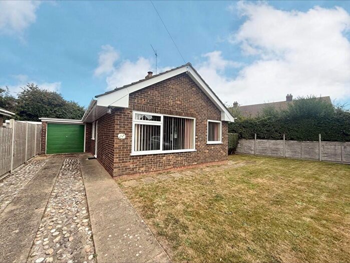 3 Bedroom Detached Bungalow For Sale In Springfield North, Hemsby, NR29