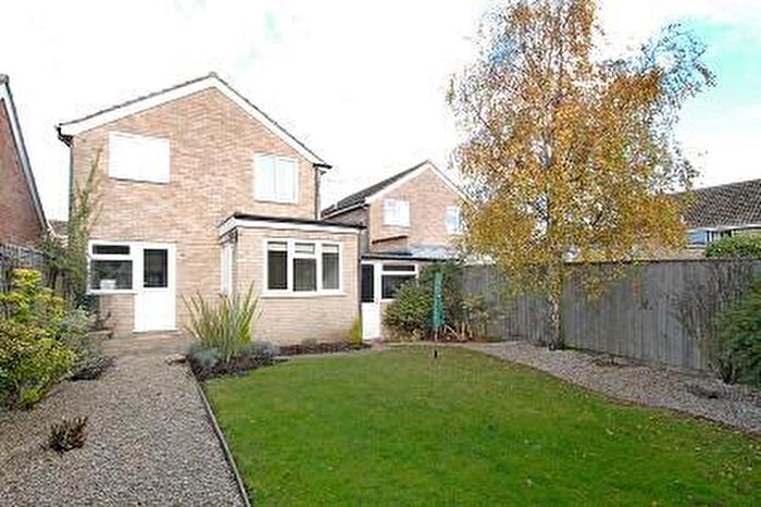 3 Bedroom Detached House To Rent In Tarrant Avenue, Witney, Oxfordshire, OX28