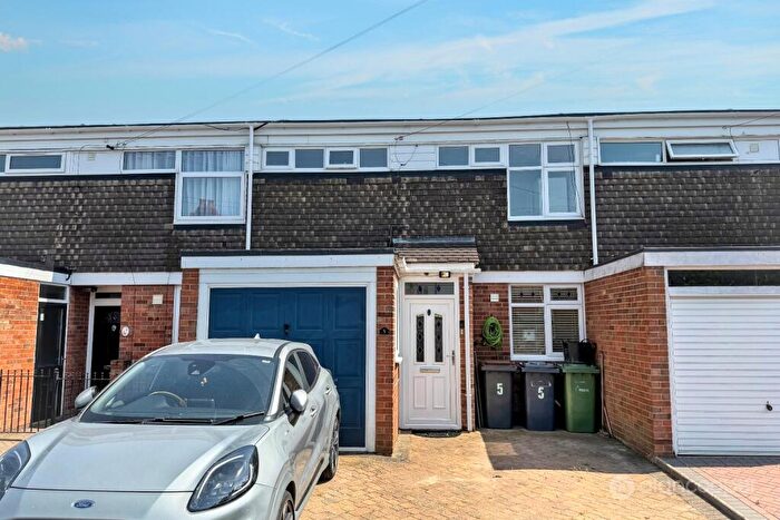 3 Bedroom Terraced House For Sale In The Nook, Attleborough, Nuneaton, CV11