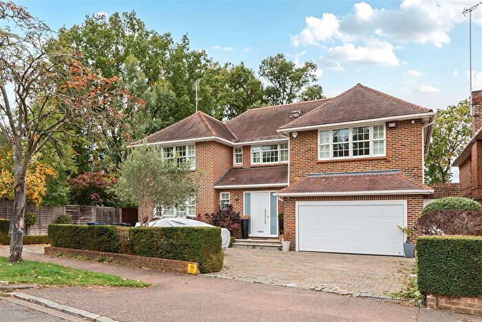 4 Bedroom Detached House To Rent In Harmsworth Way, London, N20