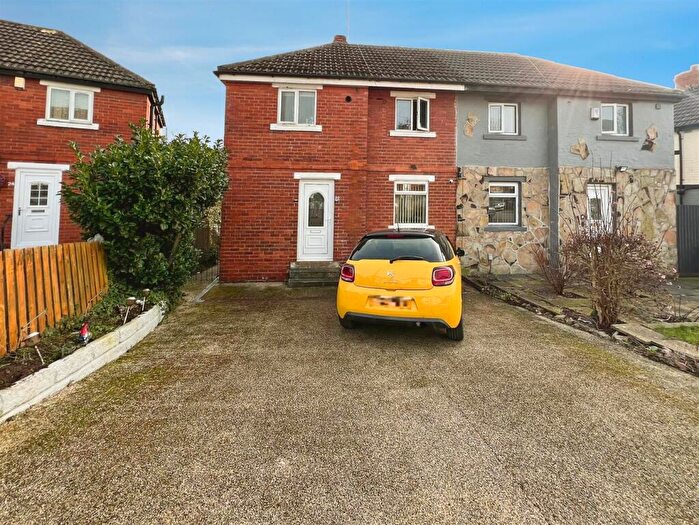 2 Bedroom Semi Detached House For Sale In Ashbourne Haven, Bradford, BD2