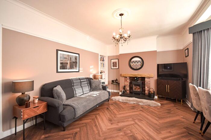 2 Bedroom Semi-Detached House For Sale In Comrie Street, Glasgow, G32