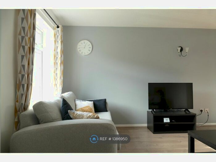 2 Bedroom Terraced House To Rent In Hulatt Road, Cambridge, CB1