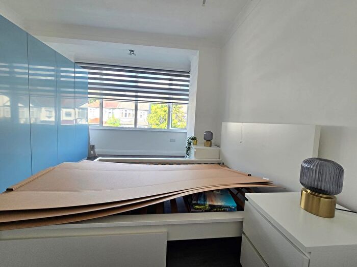 1 Bedroom Terraced House To Rent In Danehurst Gardens, Redbridge, London, IG4