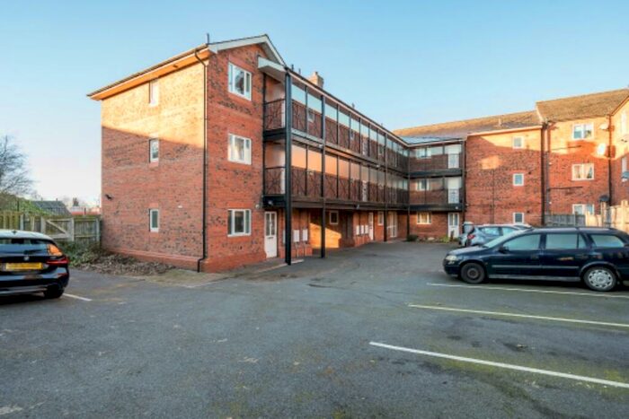 2 Bedroom Flat To Rent In The Limes, Bull Head Street, Leicester, Leicestershire, LE18