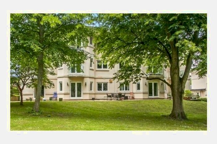 2 Bedroom Flat To Rent In Holly Meadows, Winchester, SO22