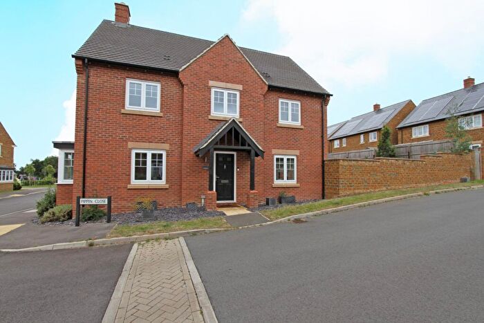 4 Bedroom Detached House To Rent In Pippin Close, Bodicote, Oxon, OX15