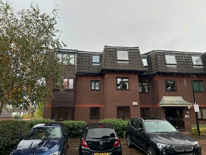 Houses for sale in Woodridge Close, Enfield, EN2