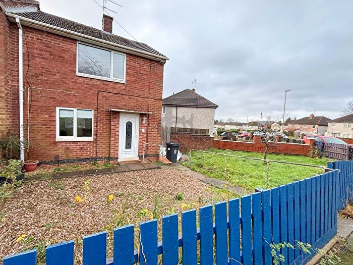 2 Bedroom Semi-Detached House To Rent In Ivychurch Crescent, Leicester, LE5