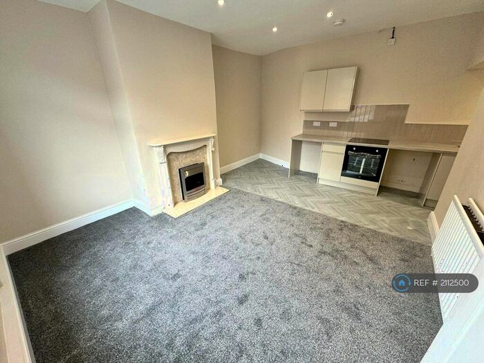 1 Bedroom End Of Terrace House To Rent In Gooder Lane, Brighouse, HD6
