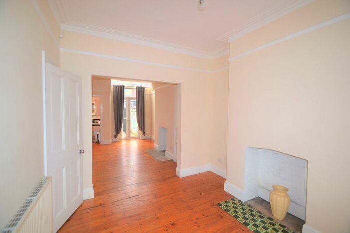 2 Bedroom Terraced House To Rent In Emerson Street, Salford, M5