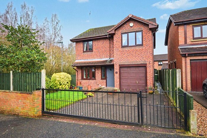3 Bedroom Detached House For Sale In Ridings Way, Lofthouse Gate, Wakefield, West Yorkshire, WF3