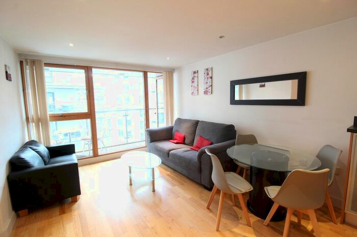 1 Bedroom Flat To Rent In The Boulevard, Leeds, West Yorkshire, Uk, LS10