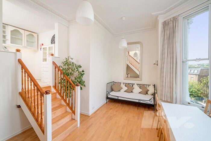 2 Bedroom Apartment To Rent In South Hill Park, Hampstead, NW3
