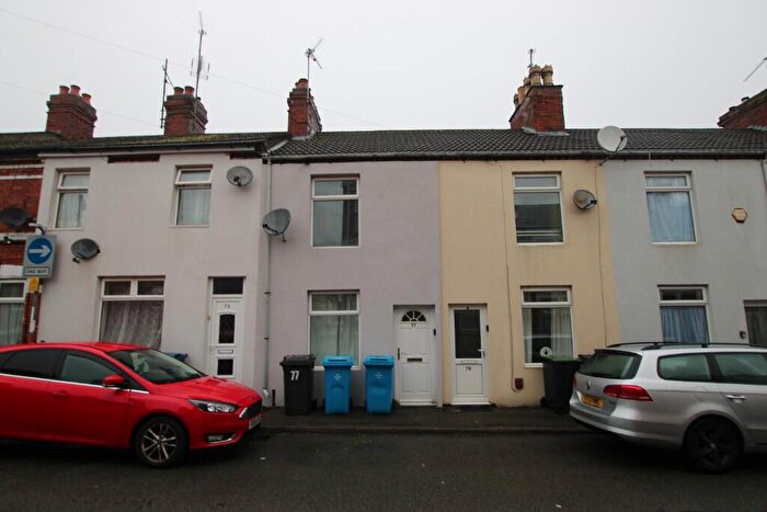 2 Bedroom Terraced House To Rent In Havelock Street, Kettering, Northamptonshire, NN16