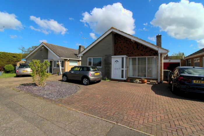 3 Bedroom Detached Bungalow To Rent In Lawrence Gardens, Herne Bay, CT6