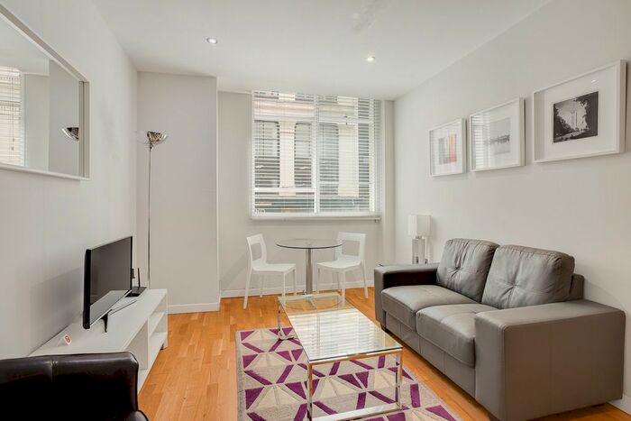 1 Bedroom Flat To Rent In Watling Street, London, EC4M