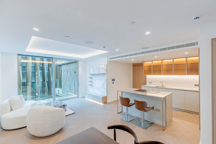 2 Bedroom Flat To Rent In Minories, Minories, EC3N