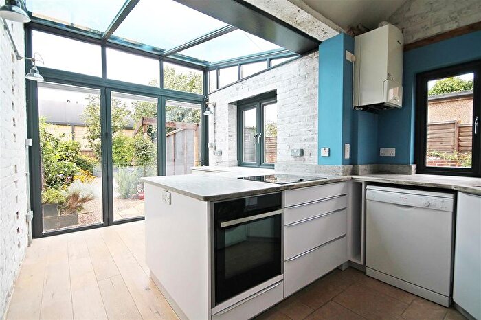 2 Bedroom Flat To Rent In Sturry Road, Canterbury, CT1