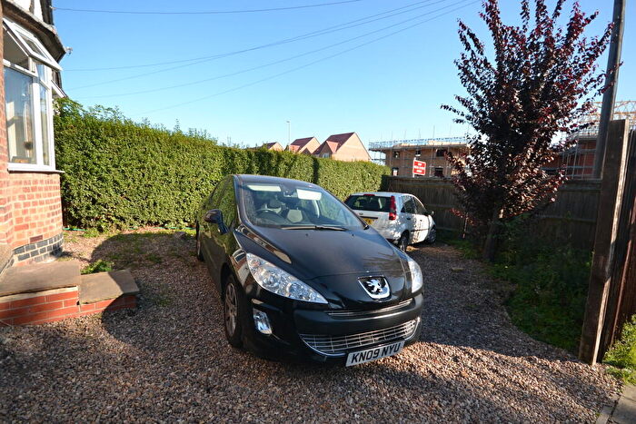 3 Bedroom End Of Terrace House To Rent In Wilford Lane, West Bridgford, NG2